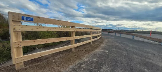 Wooden Fence Masonry Image