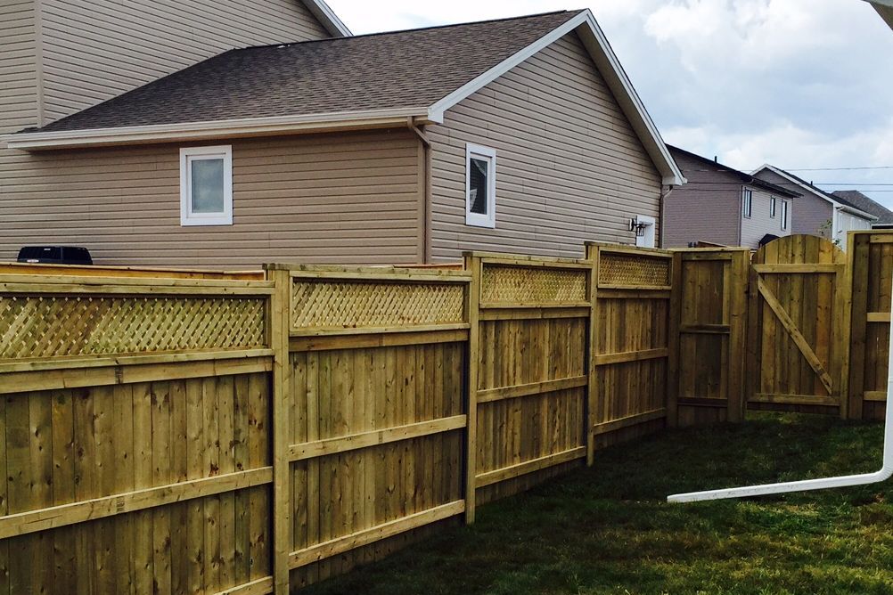 Installing a fence on a slope