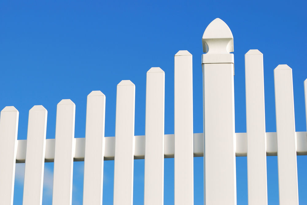 PVC Fence vs Wood Fence